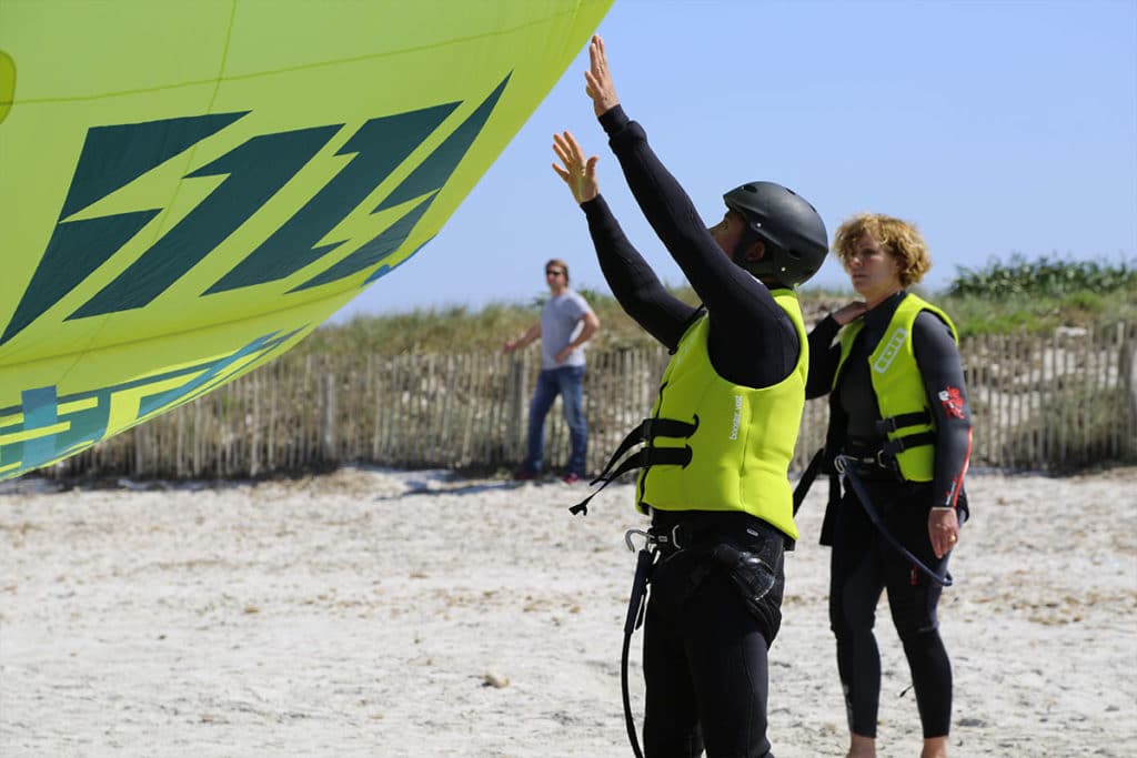 How to launch your kite in kitesurf? | École Kitesurf Var