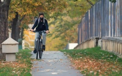 Visiter-en-velo-Var